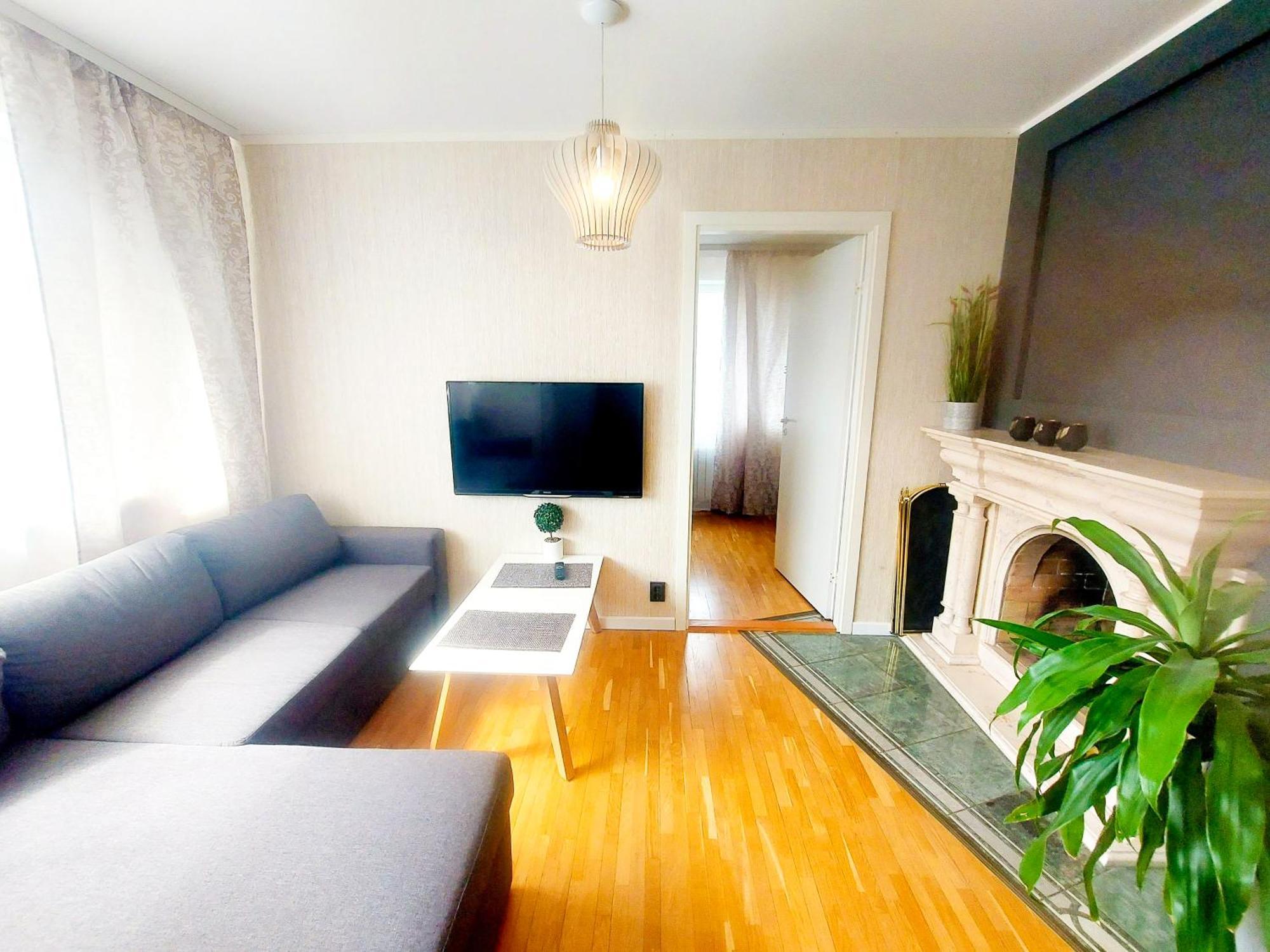 Cofy Rentals - Centrally Located, Quiet District, Air-Conditioning, Free Parking, 24-7 Express Check-In-Out, Close To Sea And Everything You Need For Living! Tallinn Chambre photo